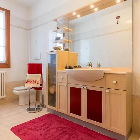 Apartamento Elegant And Free Car Parking - Quite Area