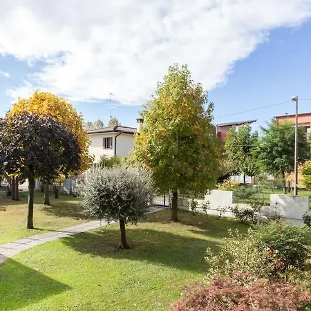 Apartamento Elegant And Free Car Parking - Quite Area *